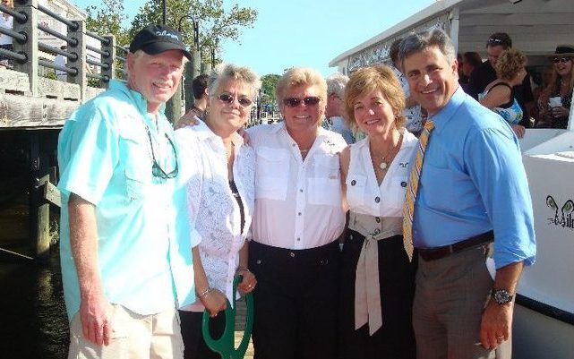Bill Saffo et al. posing for a photo